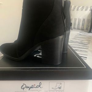 Black Booties BRAND NEW